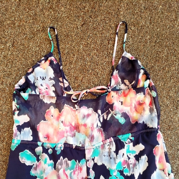 Forever 21 Floral Maxi Dress - Picture 4 of 6